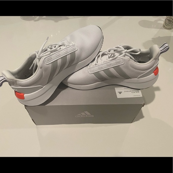 New Adidas men shoes - Picture 6 of 12